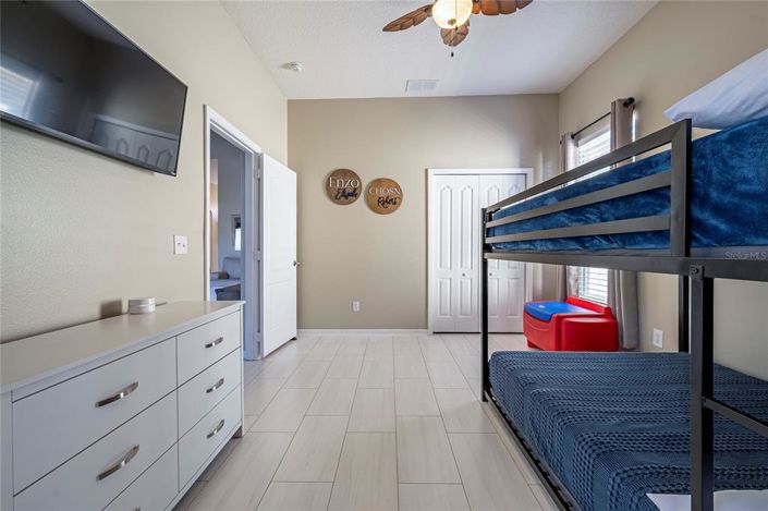 Image No.33-4 Bed House for sale