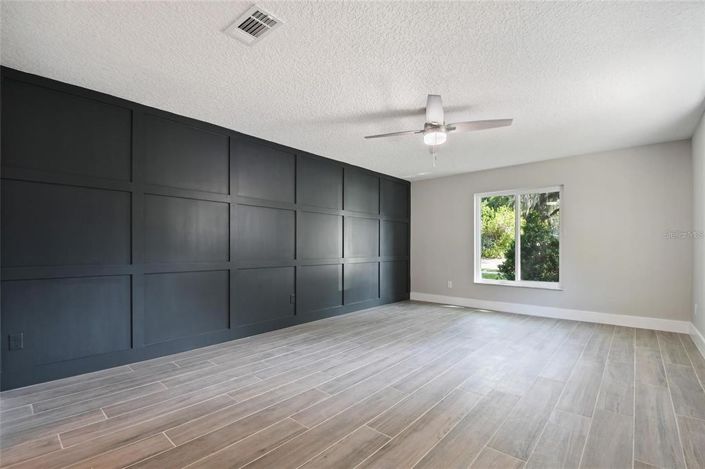 Image No.12-4 Bed House for sale