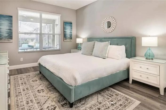 Image No.16-6 Bed House for sale