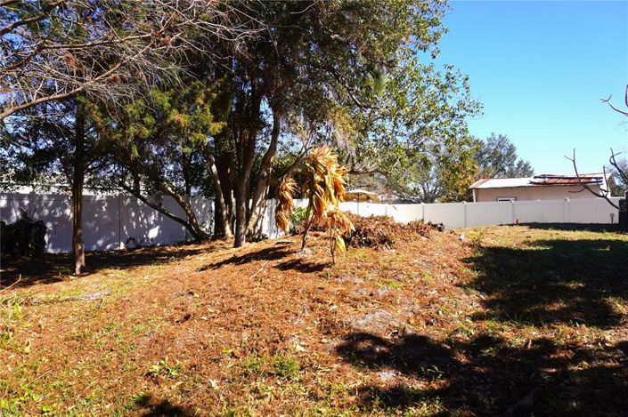 Image No.12-3 Bed House for sale