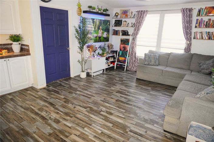 Image No.16-3 Bed House for sale