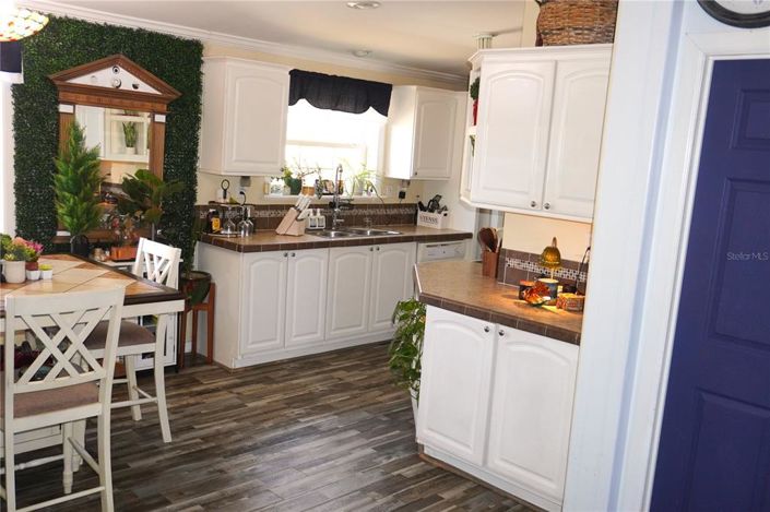 Image No.21-3 Bed House for sale