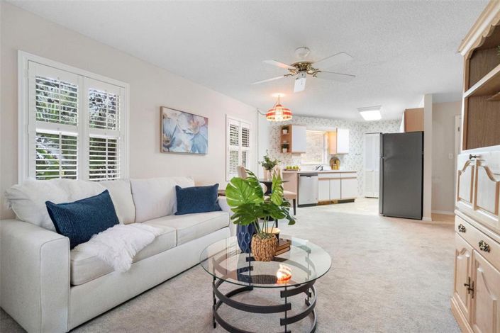 Image No.15-4 Bed House for sale