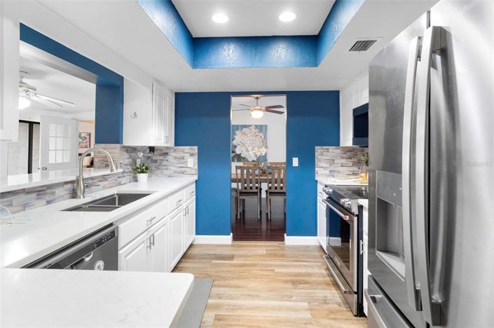 Image No.8-4 Bed House for sale