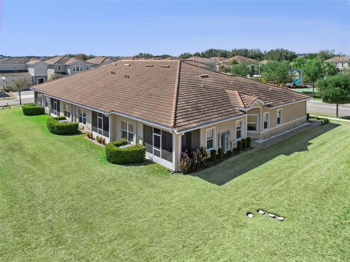 Image No.48-2 Bed Townhouse for sale