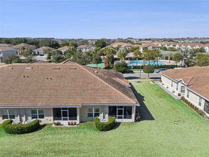 Image No.49-2 Bed Townhouse for sale