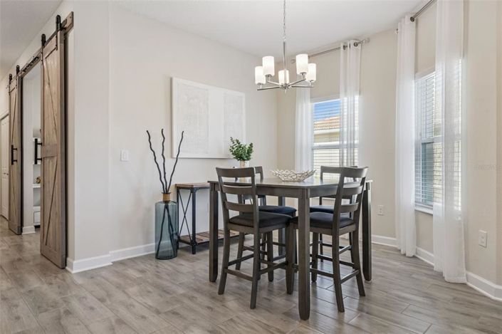 Image No.9-2 Bed Townhouse for sale