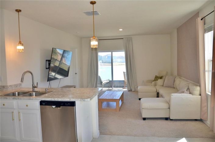 Image No.8-3 Bed House for sale