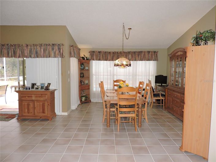 Image No.11-3 Bed House for sale