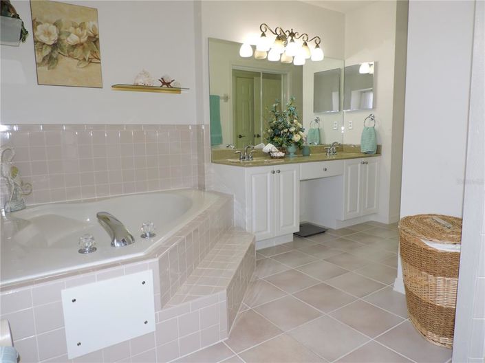 Image No.21-3 Bed House for sale