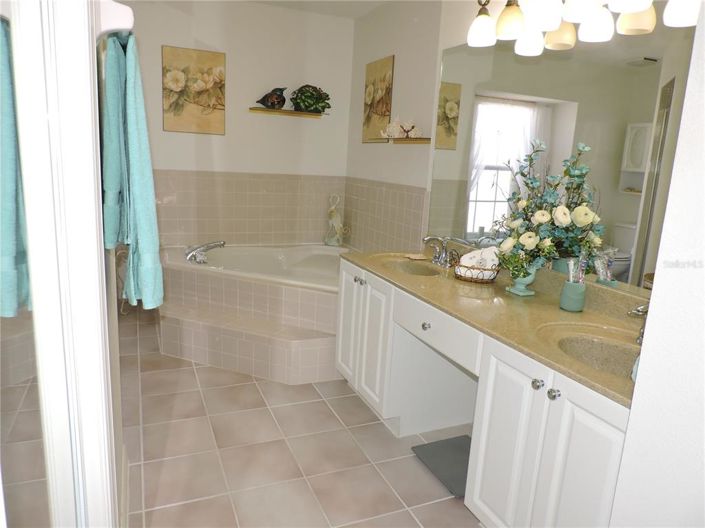 Image No.22-3 Bed House for sale