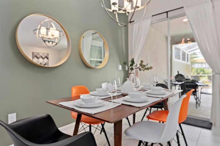 Image No.16-4 Bed Townhouse for sale