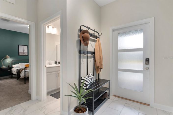 Image No.19-4 Bed Townhouse for sale