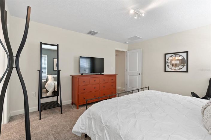 Image No.27-4 Bed Townhouse for sale