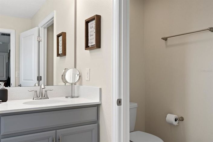 Image No.29-4 Bed Townhouse for sale