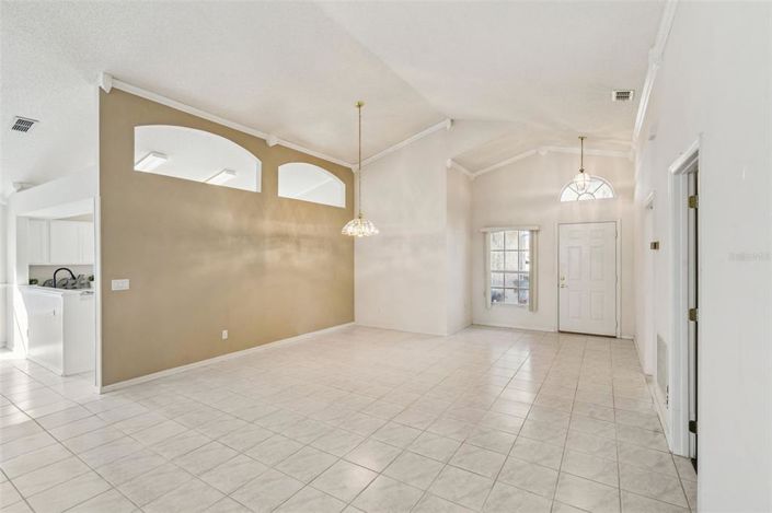 Image No.7-Maison de 2 chambres à vendre à Saint John