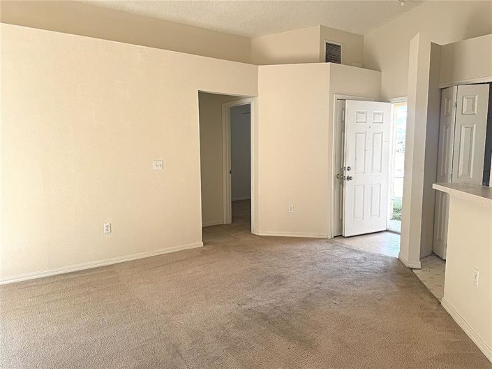 Image No.12-3 Bed House for sale