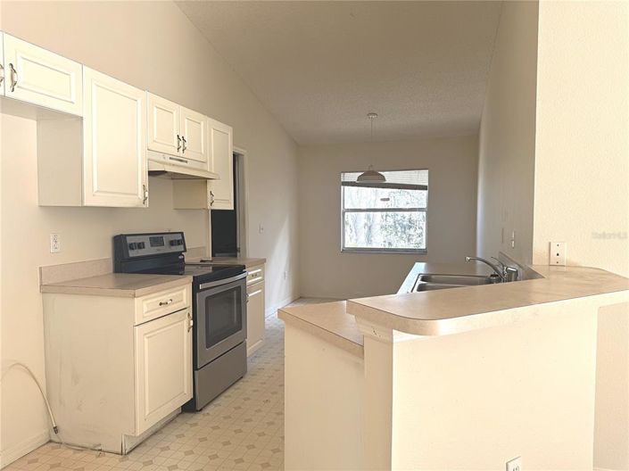 Image No.4-3 Bed House for sale