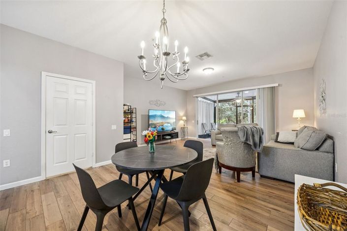 Image No.12-3 Bed Townhouse for sale