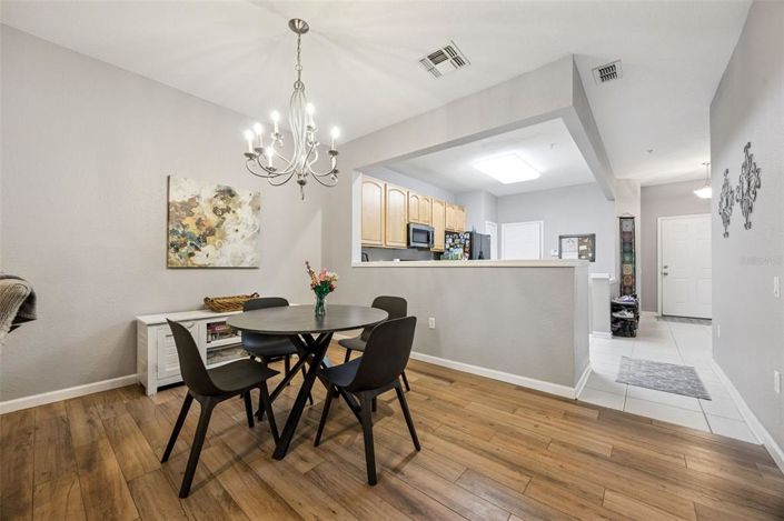 Image No.16-3 Bed Townhouse for sale