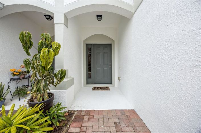 Image No.2-3 Bed Townhouse for sale