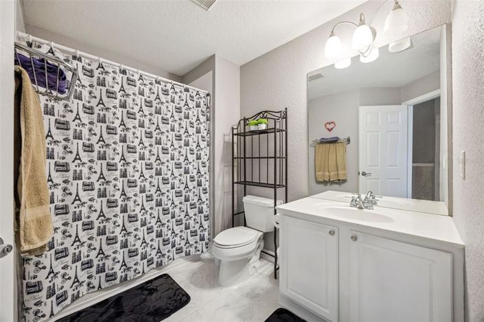 Image No.27-3 Bed Townhouse for sale