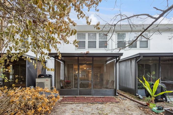 Image No.33-3 Bed Townhouse for sale