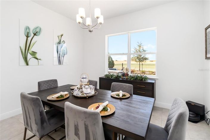 Image No.15-4 Bed House for sale