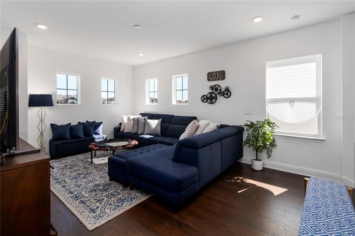 Image No.31-4 Bed House for sale