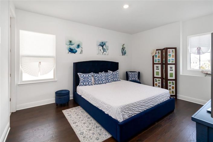 Image No.32-4 Bed House for sale