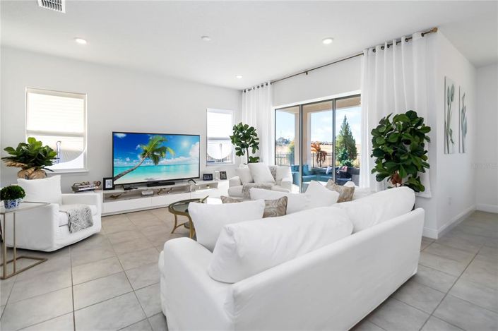 Image No.9-4 Bed House for sale