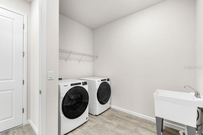 Image No.16-4 Bed House for sale