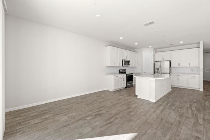 Image No.24-4 Bed House for sale