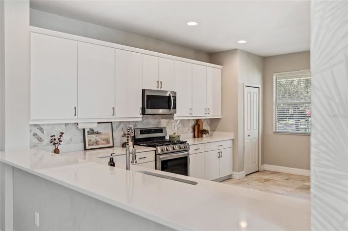 Image No.12-3 Bed House for sale