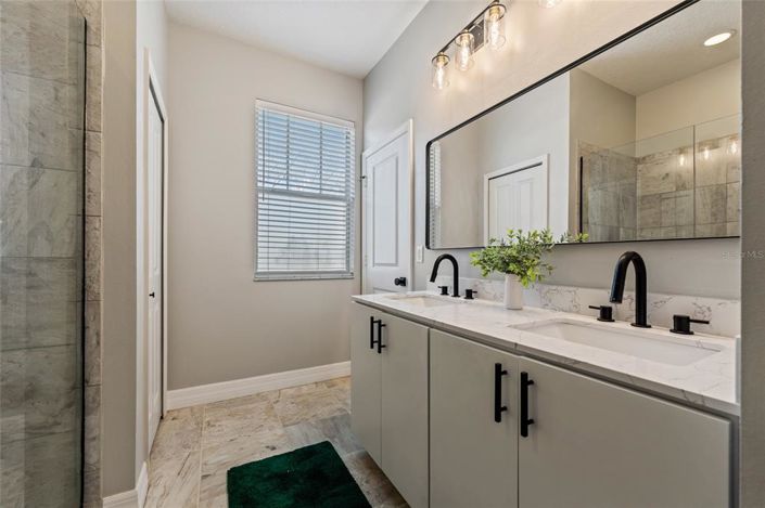 Image No.20-3 Bed House for sale