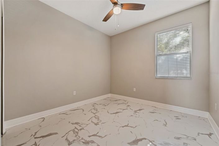 Image No.24-3 Bed House for sale