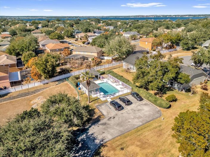 Image No.29-2 Bed Townhouse for sale