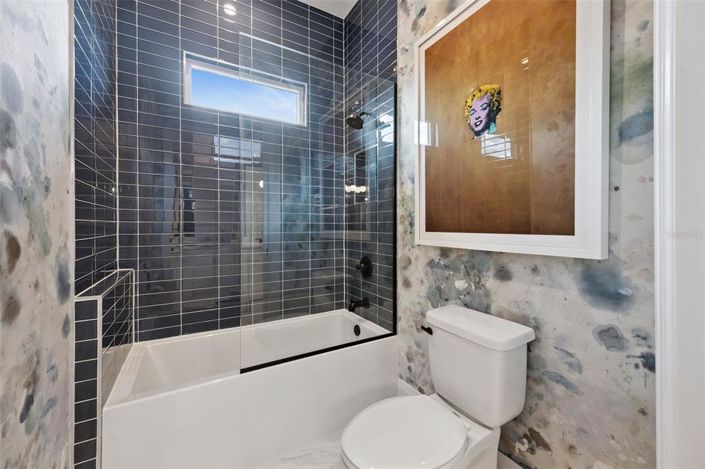 Image No.23-5 Bed House for sale