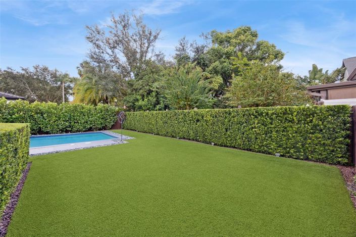 Image No.31-5 Bed House for sale