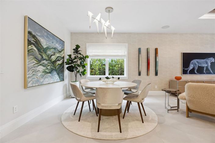 Image No.5-5 Bed House for sale