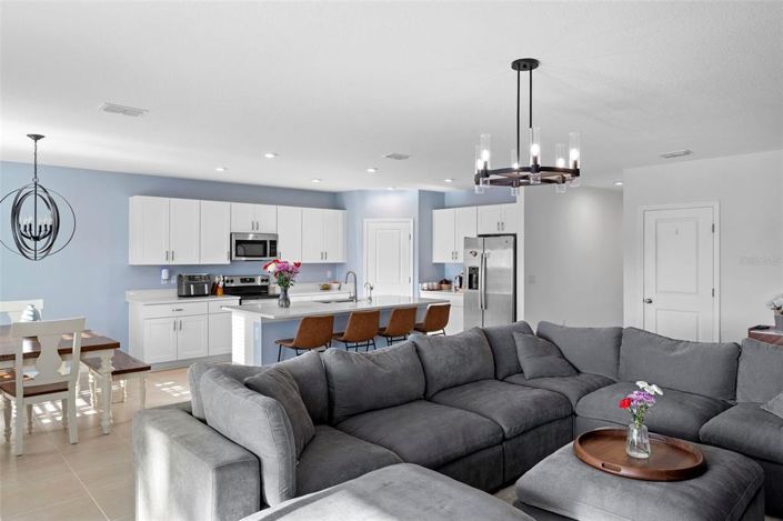 Image No.13-6 Bed House for sale