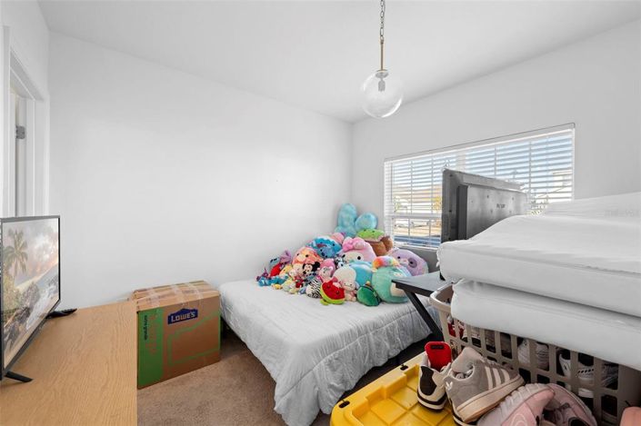 Image No.27-6 Bed House for sale