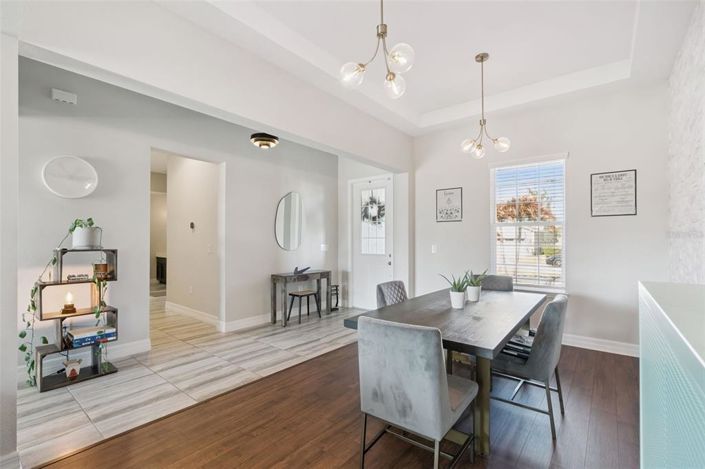 Image No.10-4 Bed House for sale