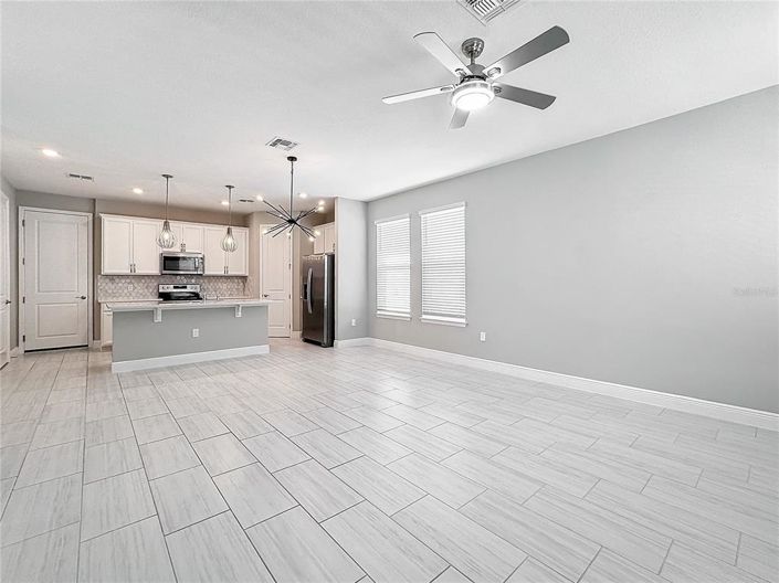 Image No.11-3 Bed House for sale