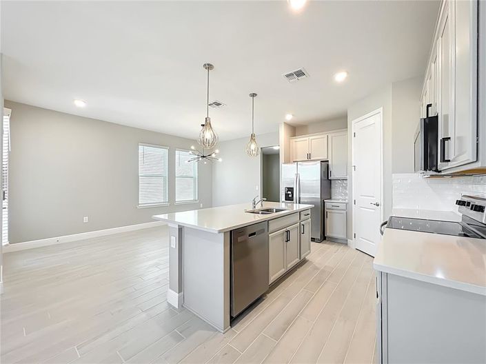 Image No.10-4 Bed House for sale