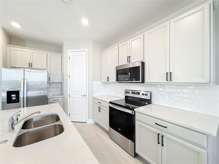 Image No.11-4 Bed House for sale