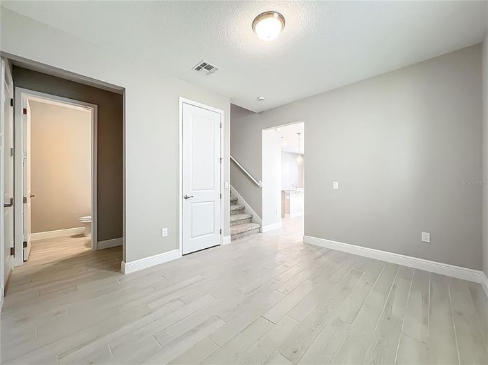 Image No.16-4 Bed House for sale