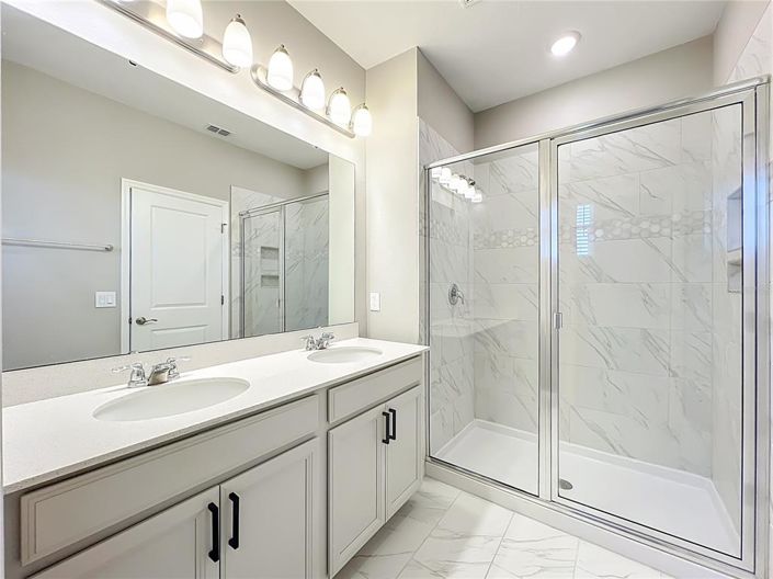 Image No.27-4 Bed House for sale