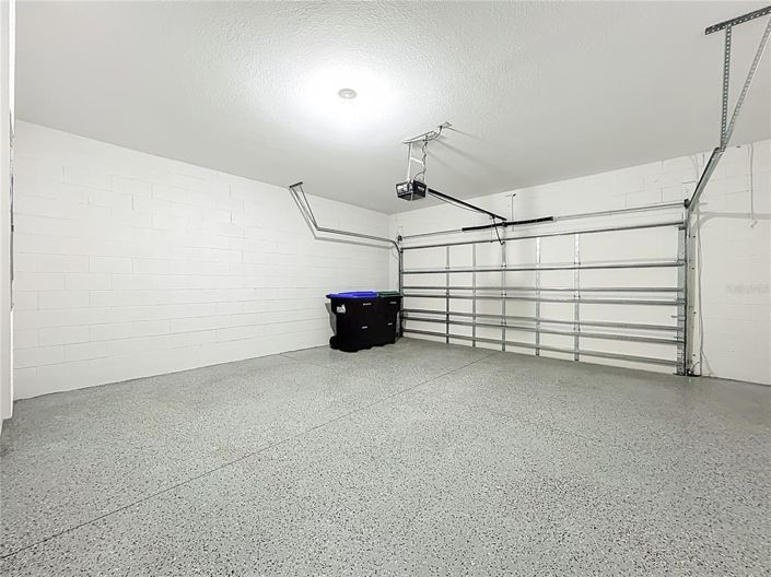 Image No.37-4 Bed House for sale