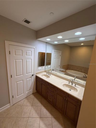 Image No.53-Maison de ville de 3 chambres à vendre à Saint John